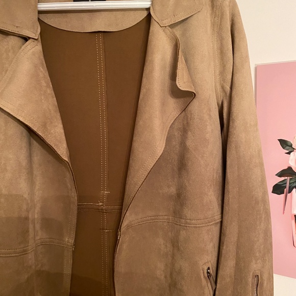 TAHARI Suede Trench Coat - Picture 2 of 3